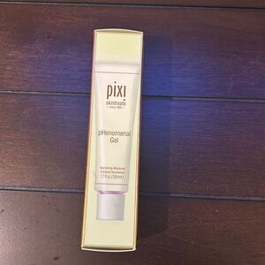 Pixi skin treats, phenomenal gel